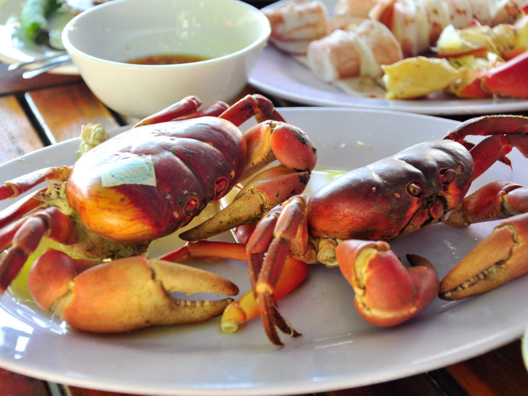 Cua Đá hấp bia là món ăn không thể thiếu khi thưởng thức ẩm thực Bắc Giang