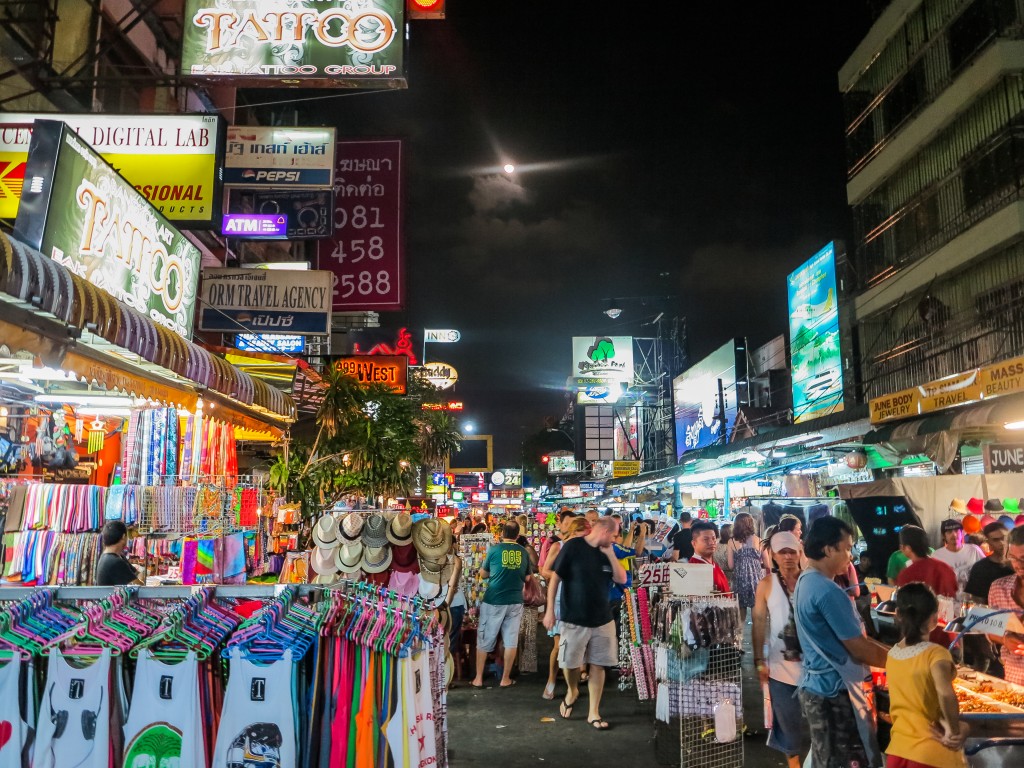 Chợ Pratunam khu chợ sỉ dành cho các con buôn thời trang.