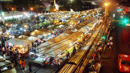 Chợ đêm Ratchadapisek