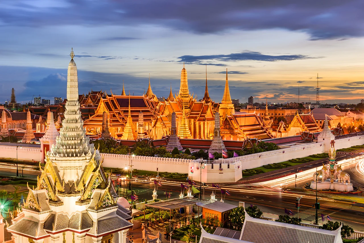 Cung điện Hoàng gia Thái Lan được coi là viên ngọc trung tâm sáng nhất và điểm đến khó cưỡng nhất