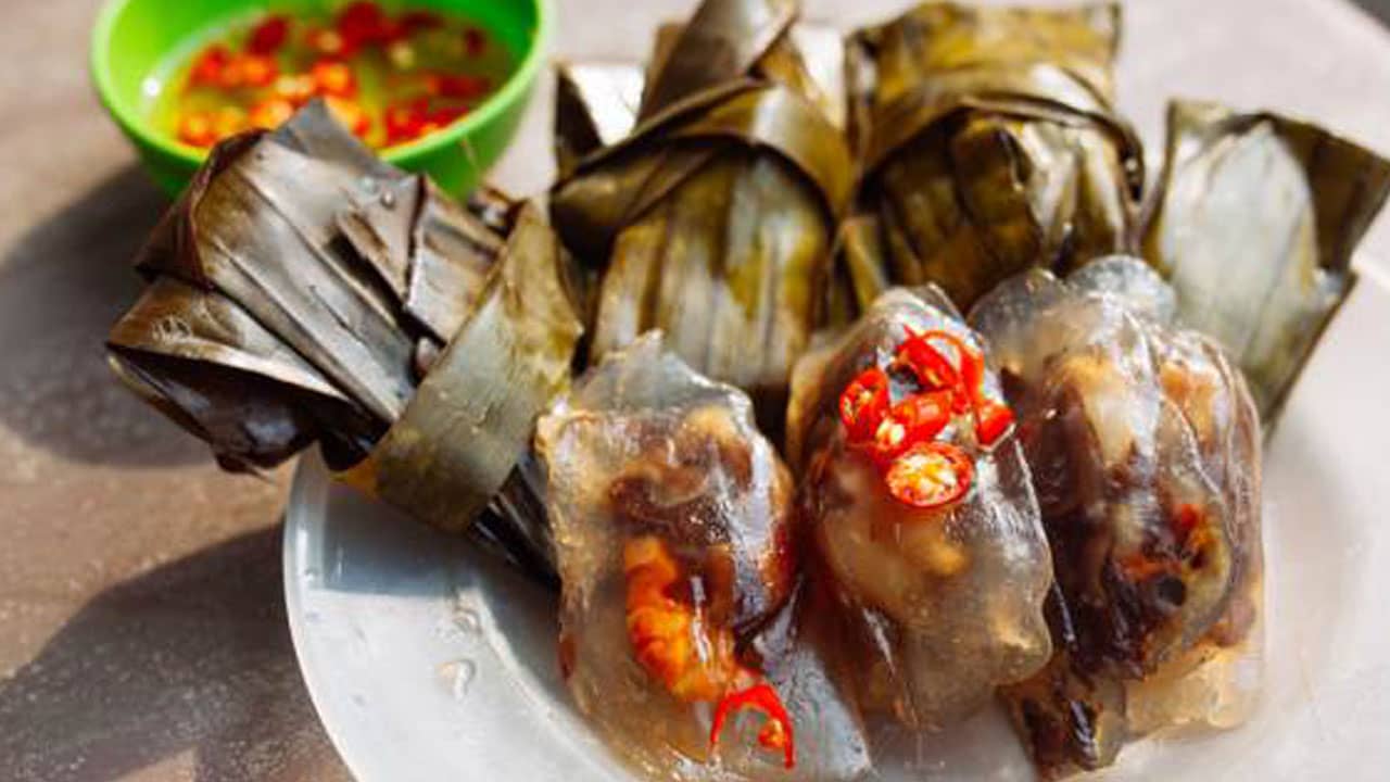 Bánh Bột Lọc là một món ẩm thực đặc sản độc đáo của vùng miền Trung