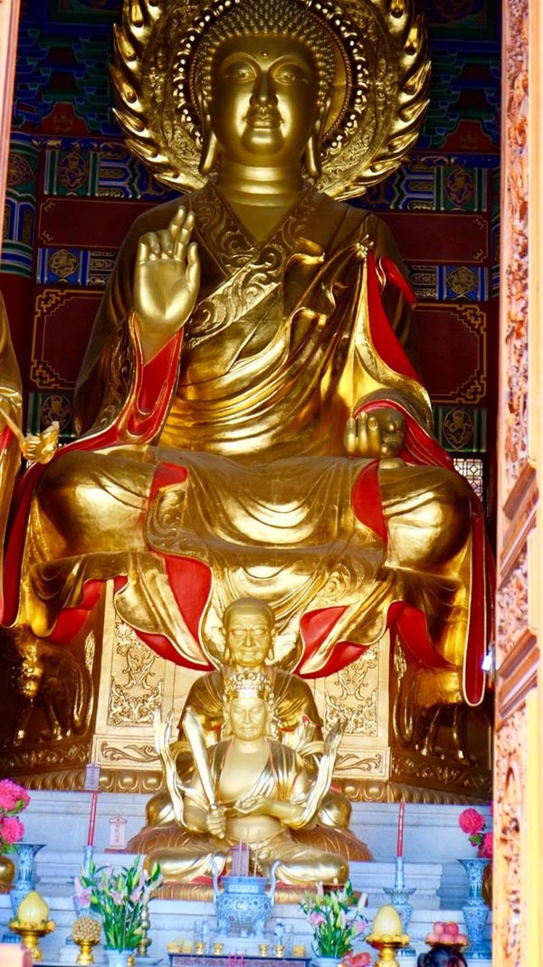 Tượng Phật Thích Ca cùng 2 đệ tử