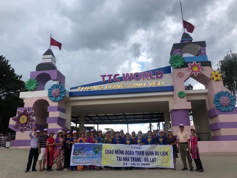 Khách hàng Nha Trang Đà Lạt 