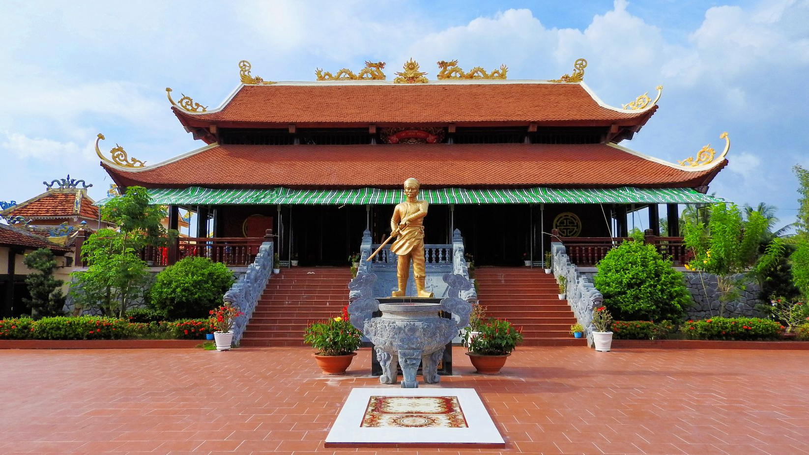 Đền thờ Nguyễn Trung Trực.