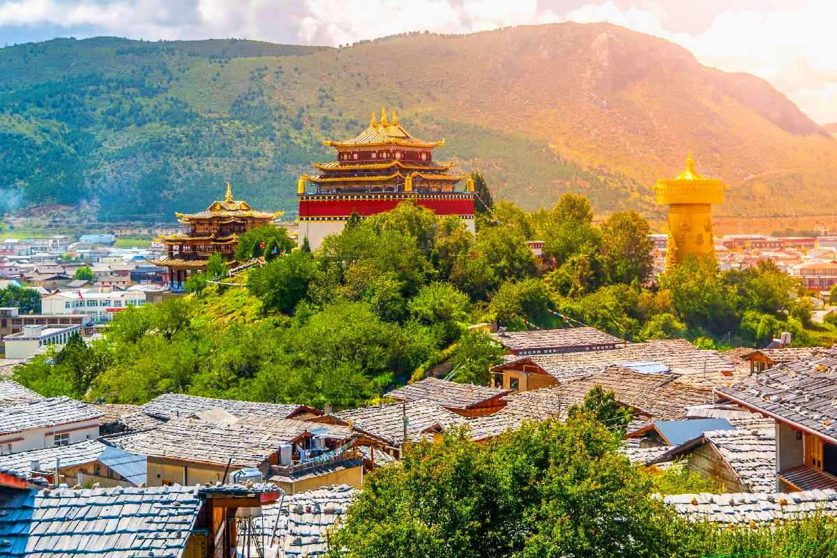 Nguồn gốc tên gọi Shangri-La